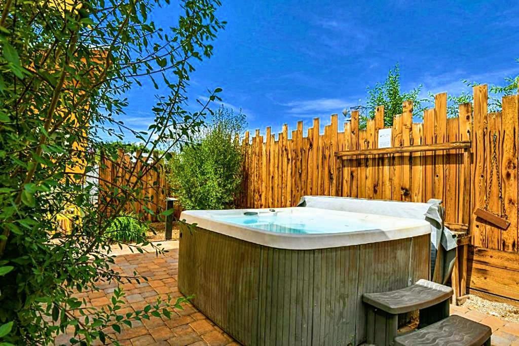 Downtown Kokopelli West 9 - Newly Remodeled Stylish Studio Moab Buitenkant foto